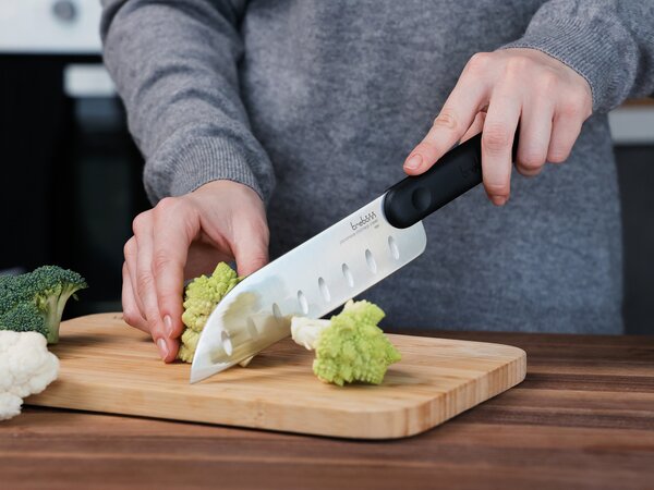Nůž na ovoce a zeleninu Santoku Trebonn černá 18 cm