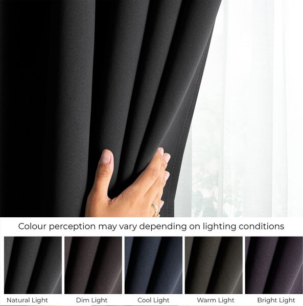 Černý dimout závěs 140x175 cm Kierra – Restilo