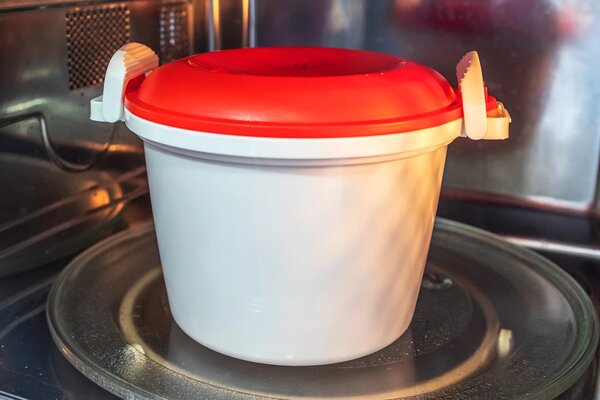 KitchenCraft rýžovar do mikrovlnné trouby 1,5 l, s odměrkou a lopatkou, bez BPA KCRICECOOK