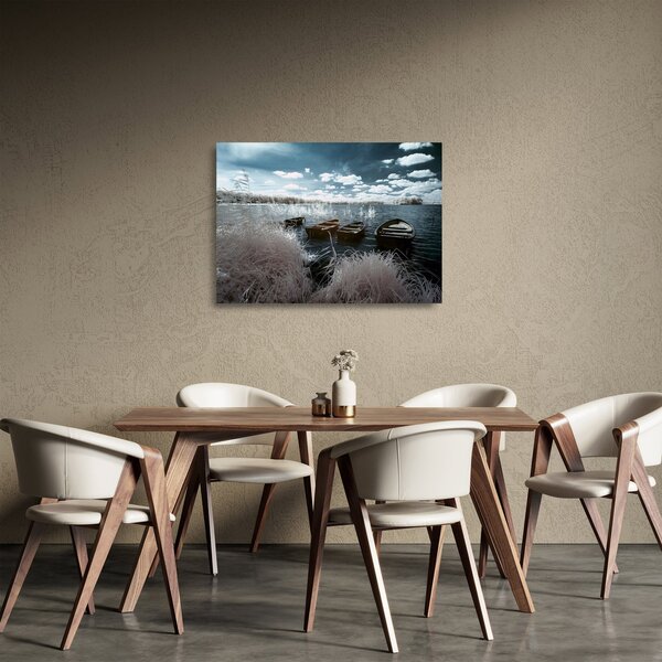Skleněný obraz - Dřevěné loďky na jezeru (70x50 cm)