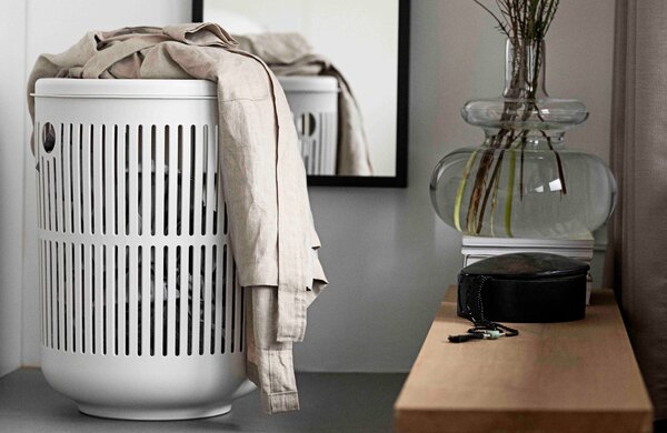 Zone Denmark Světle šedý plastový koš na prádlo Ume 60 l