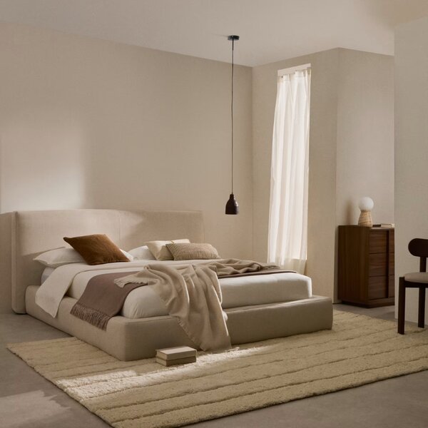 Kave Home Béžová čalouněná dvoulůžková postel Blok 160 x 200 cm