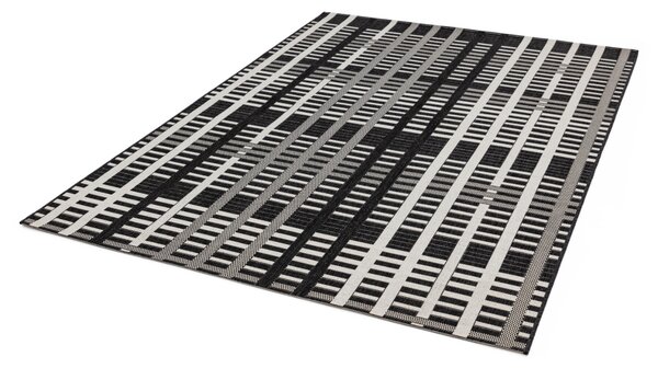 Tribeca Design Kusový koberec Granton Black Grid Rozměry: 120x170 cm