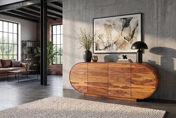 Designový masivní oválný příborník Spin se čtyřmi dvířky ze sheeshamového dřeva v výraznou kresbou v odstínech hnědé 180 cm
