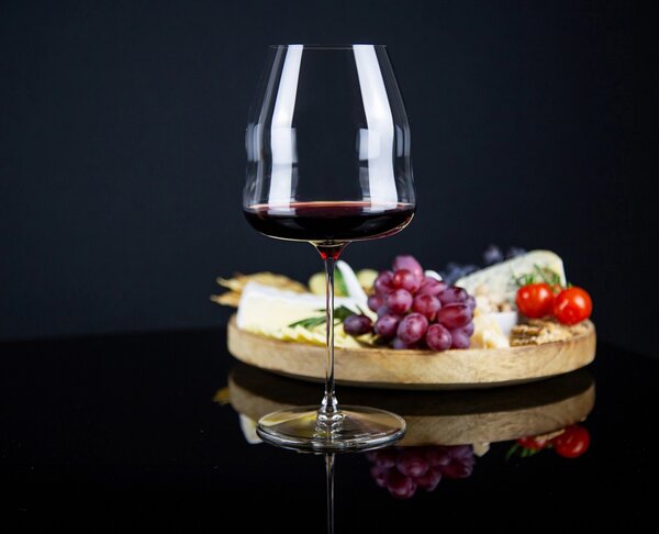 RIEDEL WINEWINGS Pinot Noir a Nebbiolo, 1 ks sklenice 7234/07-270