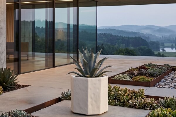 Ferm Living designové zahradní květináče Staffa Planter Large