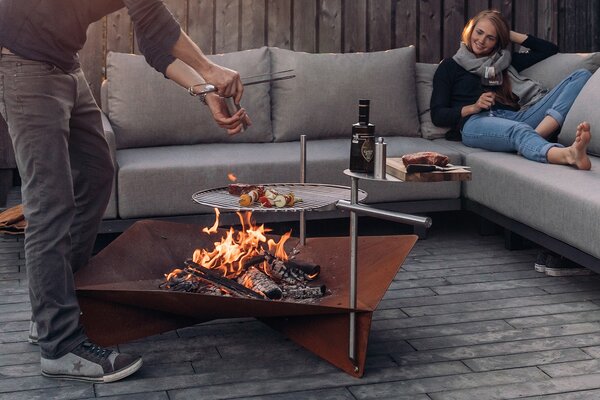 Höfats designové zahradní ohniště Triple Large