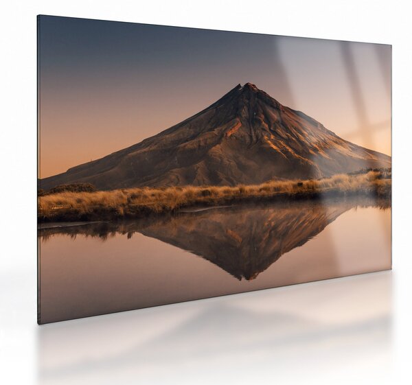 Skleněný obraz odrazu hory Taranaki, Nový Zéland (70x50 cm)