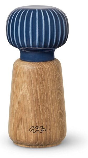 Mlýnek z dubového dřeva na koření s tmavě modrým detailem z porcelánu Kähler Design Hammershoi, výška 13 cm