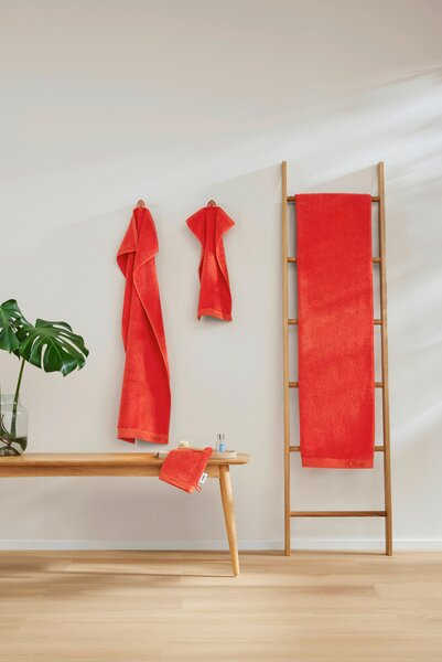 OSUŠKA DO SPRCHY, 70/140 cm, červená S. Oliver - Osušky