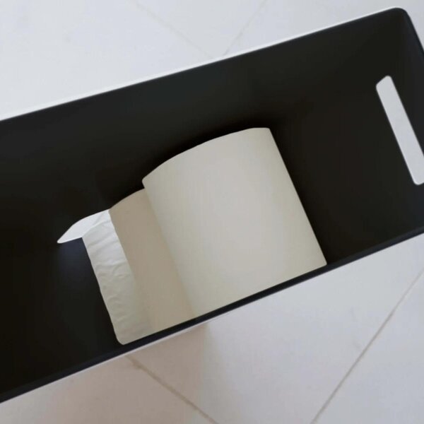 Černý kovový stojan na toaletní papír Yamazaki Tower 48 cm