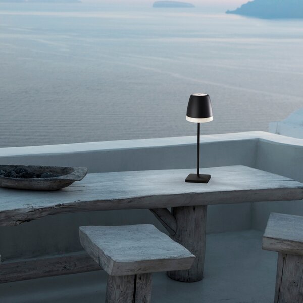 Černobílá kovová nabíjecí stolní LED lampa Nova Luce Colt M