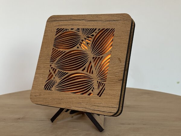 "Listy" lampa 19x19cm provedení povrchu: dub