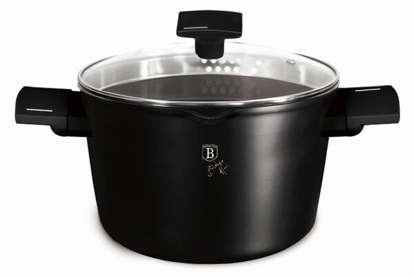 Kastrol s poklicí a titanovým povrchem a poklicí 24 cm Matte Black Collection