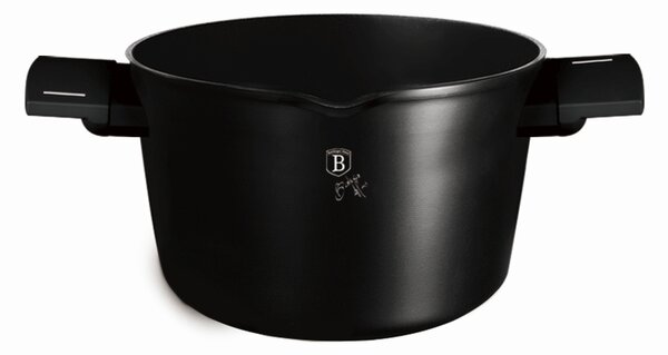 Kastrol s poklicí a titanovým povrchem a poklicí 24 cm Matte Black Collection