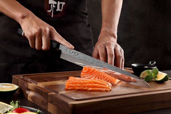 Ručně vyráběný nůž Sashimi HEZHEN F3 270mm