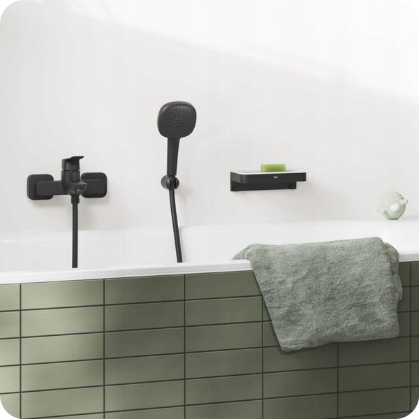 Nástěnná vanová baterie Grohe černá