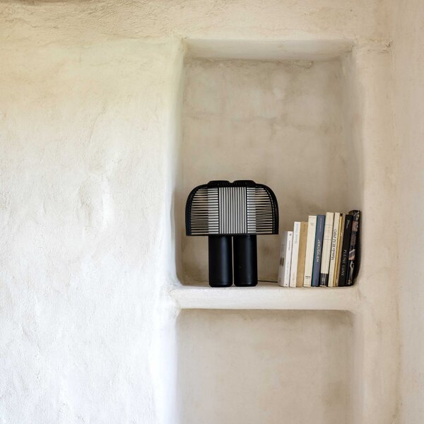 DCW éditions Yasuke LED stolní svítidlo ČernáČerná