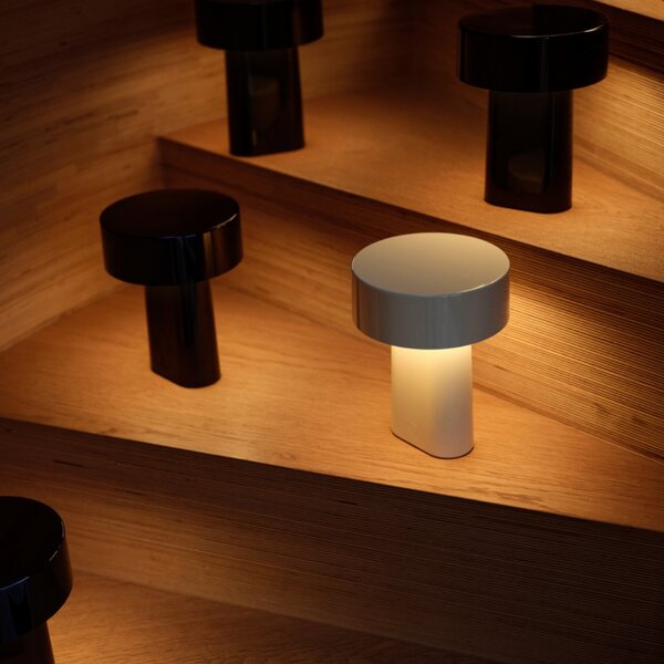 -25 % Dny MOMENTI– Zone Denmark Béžovošedá plastová nabíjecí stolní LED lampa Oblong