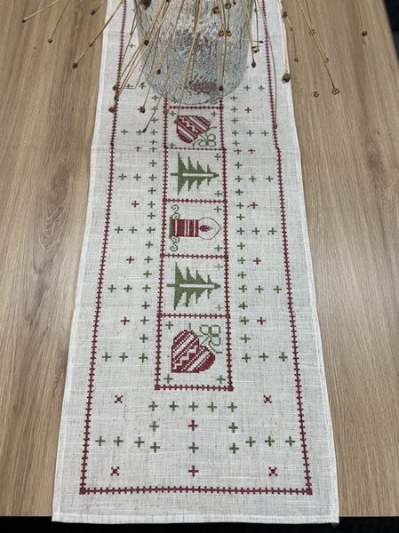 Vánoční textil na stůl - běhoun, prostírání, ubrus Design: Prostírání
