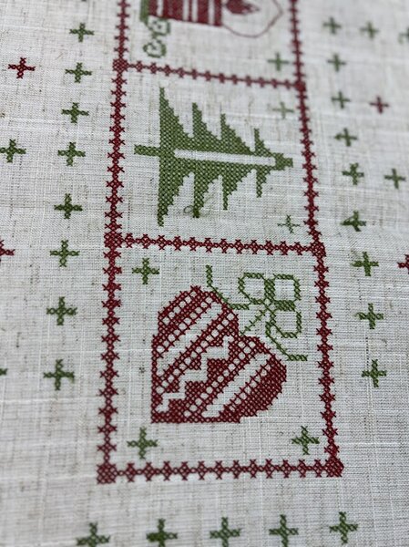 Vánoční textil na stůl - běhoun, prostírání, ubrus Design: Prostírání