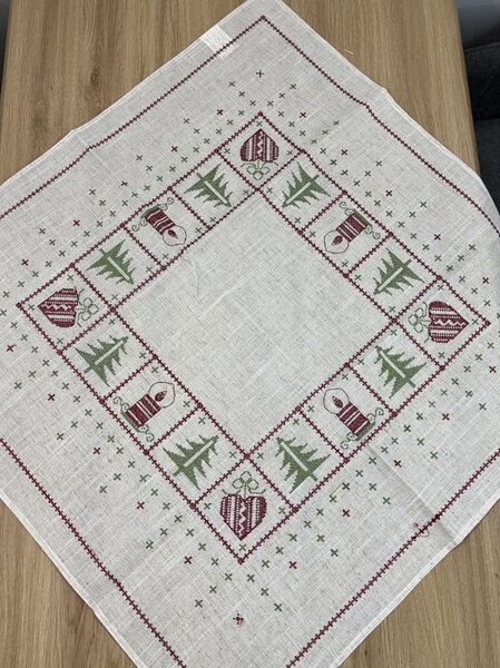 Vánoční textil na stůl - běhoun, prostírání, ubrus Design: Prostírání