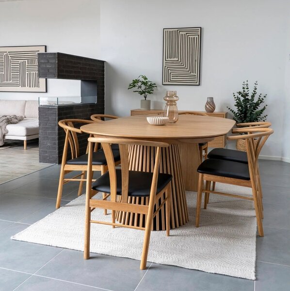 -25 % Dny MOMENTI– Nordic Living Dubový rozkládací jídelní stůl Osaika 120/240 x 120 cm