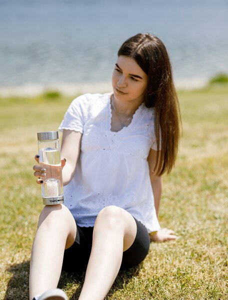 TEMPO-KONDELA CRYSTAL, skleněná láhev s růženínem, 500 ml