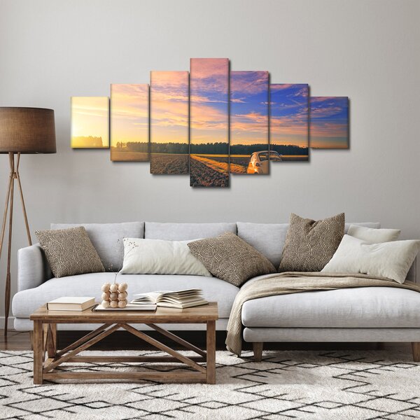 Obraz žlutého auta v poli (210x100 cm)
