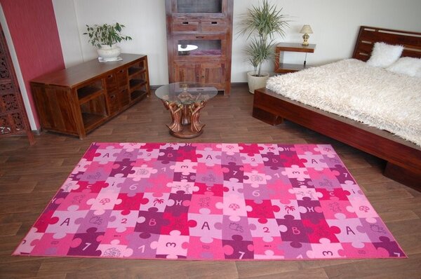 Kobercový ráj Dětský kusový koberec PUZZLE fialový Rozměr: 200x200 cm