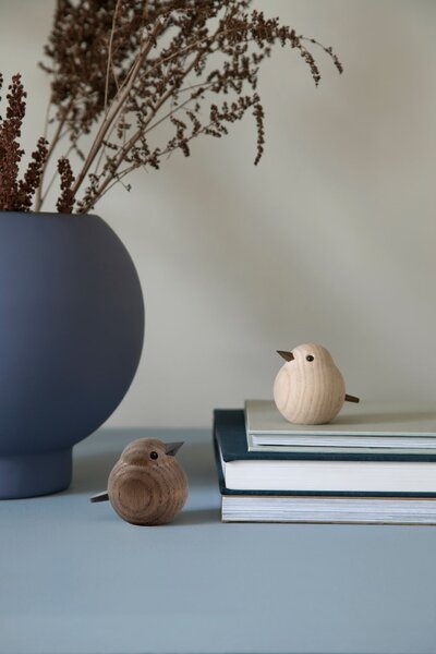 Dřevěný ptáček Mini Sparrow Smoke Stained Oak