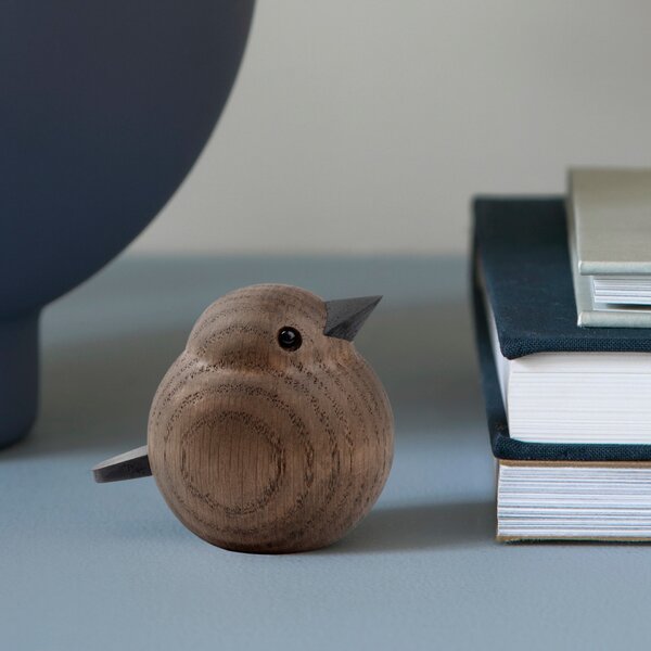 Dřevěný ptáček Mini Sparrow Smoke Stained Oak