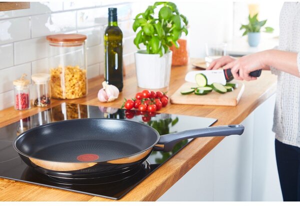 Nerezová pánev s nepřilnavým povrchem ø 24 cm Daily Cook G7300455 – Tefal