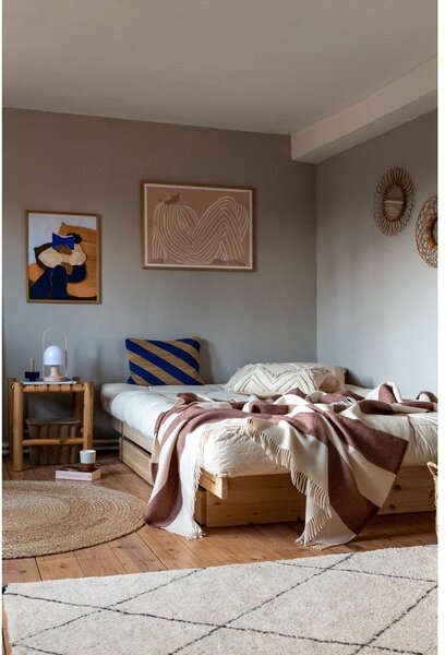 Dvoulůžková postel z borovicového dřeva s úložným prostorem s roštem v přírodní barvě 160x200 cm Kanso – Karup Design