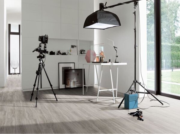 Parador Basic 5.3 - DUB PASTELOVĚ ŠEDÝ KARTÁČOVANÝ 4V 2,176 m²