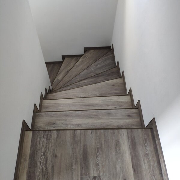Nero SPC DV 18301 Borovice šedá vícebarevná 2,2568 m²