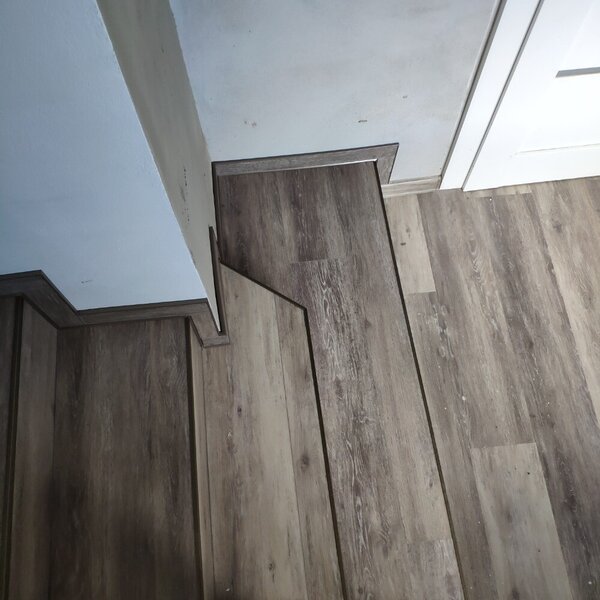 Nero SPC DV 18301 Borovice šedá vícebarevná 2,2568 m²