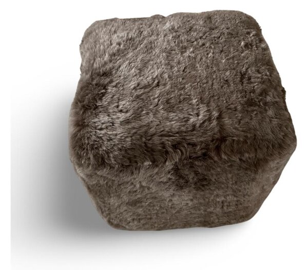 Kožený taburet, ovčí kůže, šedohnědá taupe, barvená kůže, kostka 45
