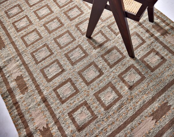 Diamond Carpets India, Ručně vázaný kusový koberec Guggenheim DESP P81 Brown Natural, 80x150, hnědá, chodba / předsíň
