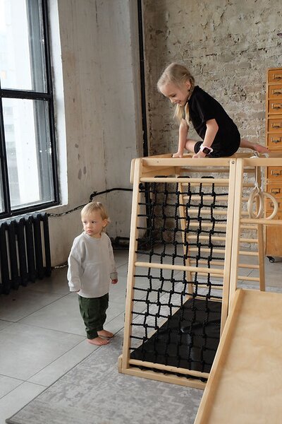 Kidwood Dětské domácí dřevěné hřiště a prolézačka Sailor Black