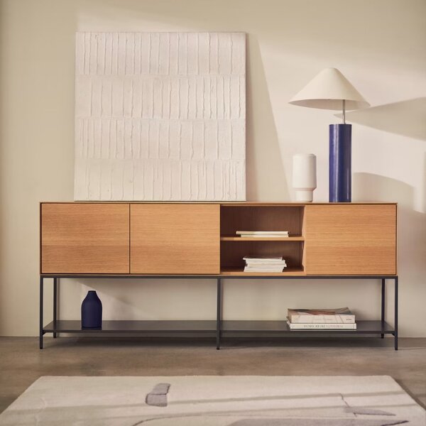 Dubová komoda Kave Home Vedrana 195 x 40 cm