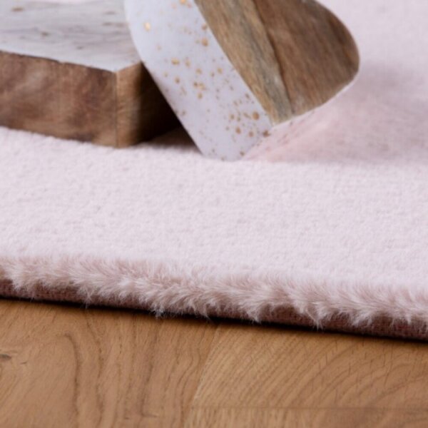 Kusový koberec Cha Cha 535 powderpink 60 x 110 cm 60 x 110 cm