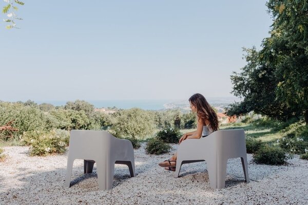 PETRA ARMCHAIR plastové křeslo, šedá