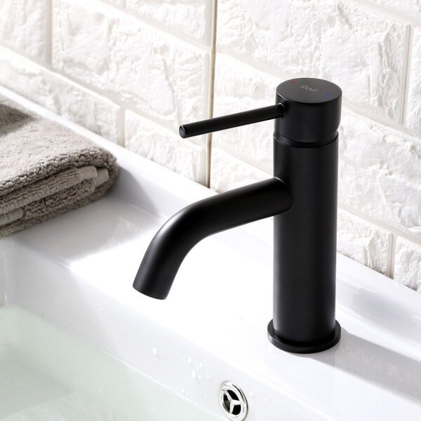 REA-B4102 - Umyvadlová baterie LUNGO 16,5 cm černá