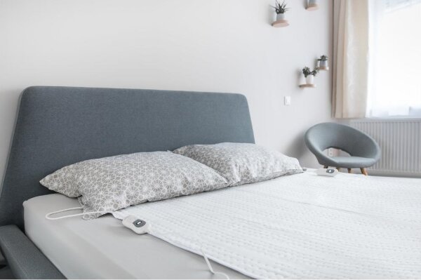 Sencor - Elektrická vyhřívací deka pro dvě osoby 120W/230V 160x140 cm