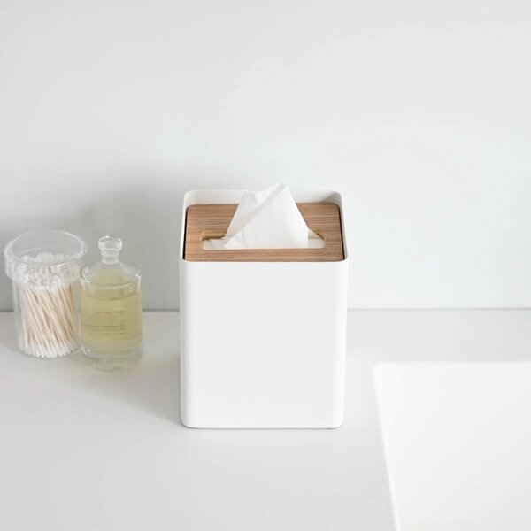 YAMAZAKI Bílý kovový box na ubrousky Rin 13 x 13 cm