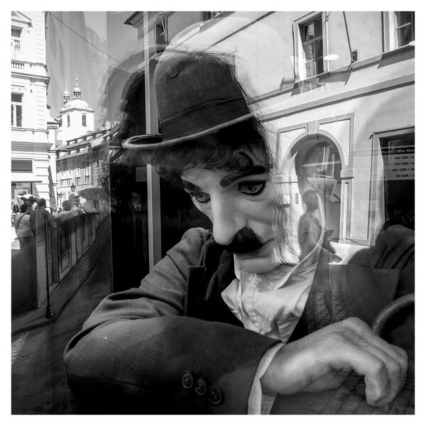 Obraz - Charles Chaplin v Praze (30x30 cm)