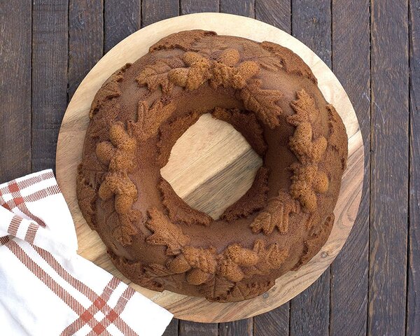 Hliníková forma na bábovku Autumn Wreath 2,4 l