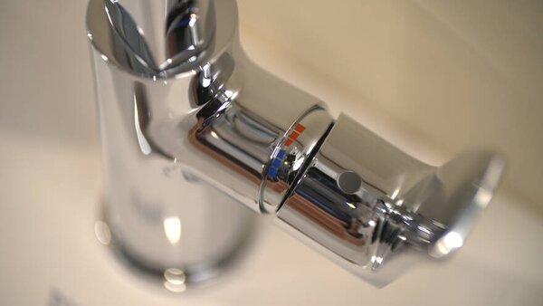 Hansgrohe Metris Páková umyvadlová baterie 230 s odtokovou soupravou s táhlem, chrom 31087000