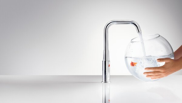 Hansgrohe Focus Páková umyvadlová baterie 240 s otočným výtokem a odtokovou soupravou s táhlem, chrom 31609000